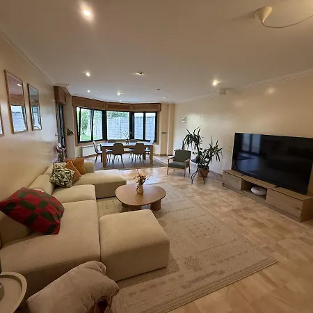 House With Pool In Downtown Sabaris - Casa Capisco * Baiona