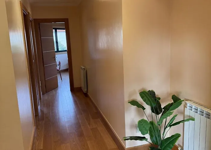 House With Pool In Downtown Sabaris - Casa Capisco * Baiona