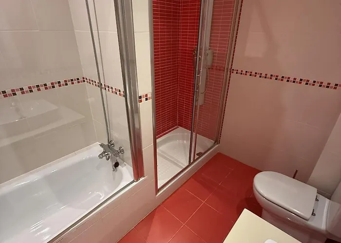 House With Pool In Downtown Sabaris - Casa Capisco * Baiona