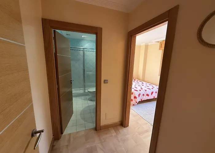 Vakantiehuis House With Pool In Downtown Sabaris - Casa Capisco *