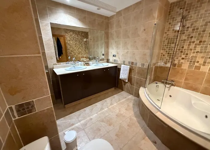 House With Pool In Downtown Sabaris - Casa Capisco *